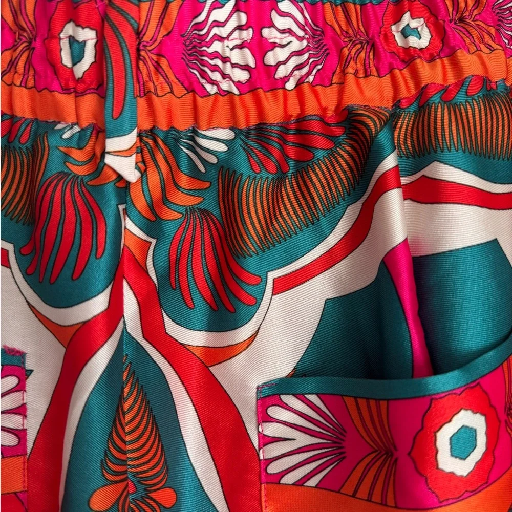 Zara Geometric Cropped Pants | Vibrant Resort Print Trousers | Euro Summer